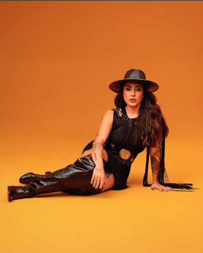 2==QMjpTO4QTOhljOyJmLt92YuM3dl5WZ0FGZlhGdA9GdhRnbvNmO2MjN3gjN0UzN6cmbw5SZyITNyUmZkJDZ5IWMzgDZ5gjMkBDZhdjM1ImNjRmM4YkMlQmM4YkMlEjM4gTMGJTJwUTO3kjN3QzNy8VL1ETLf9VLwITLfpTN Com Kacey Musgraves, Ana Castela e Lauana Prado, 'Jaguariúna Rodeo Festival' traz revolução feminina no sertanejo e no country music